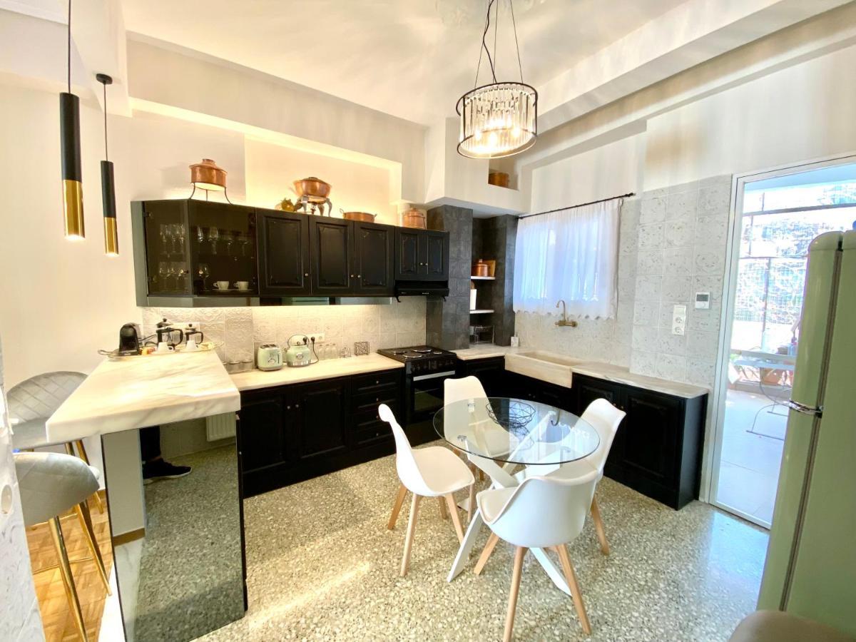 Athenian Condo Luaran gambar